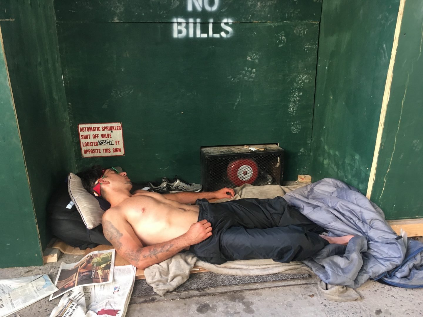 Linda Troeller 3 Homeless. NYC, Linda Troeller