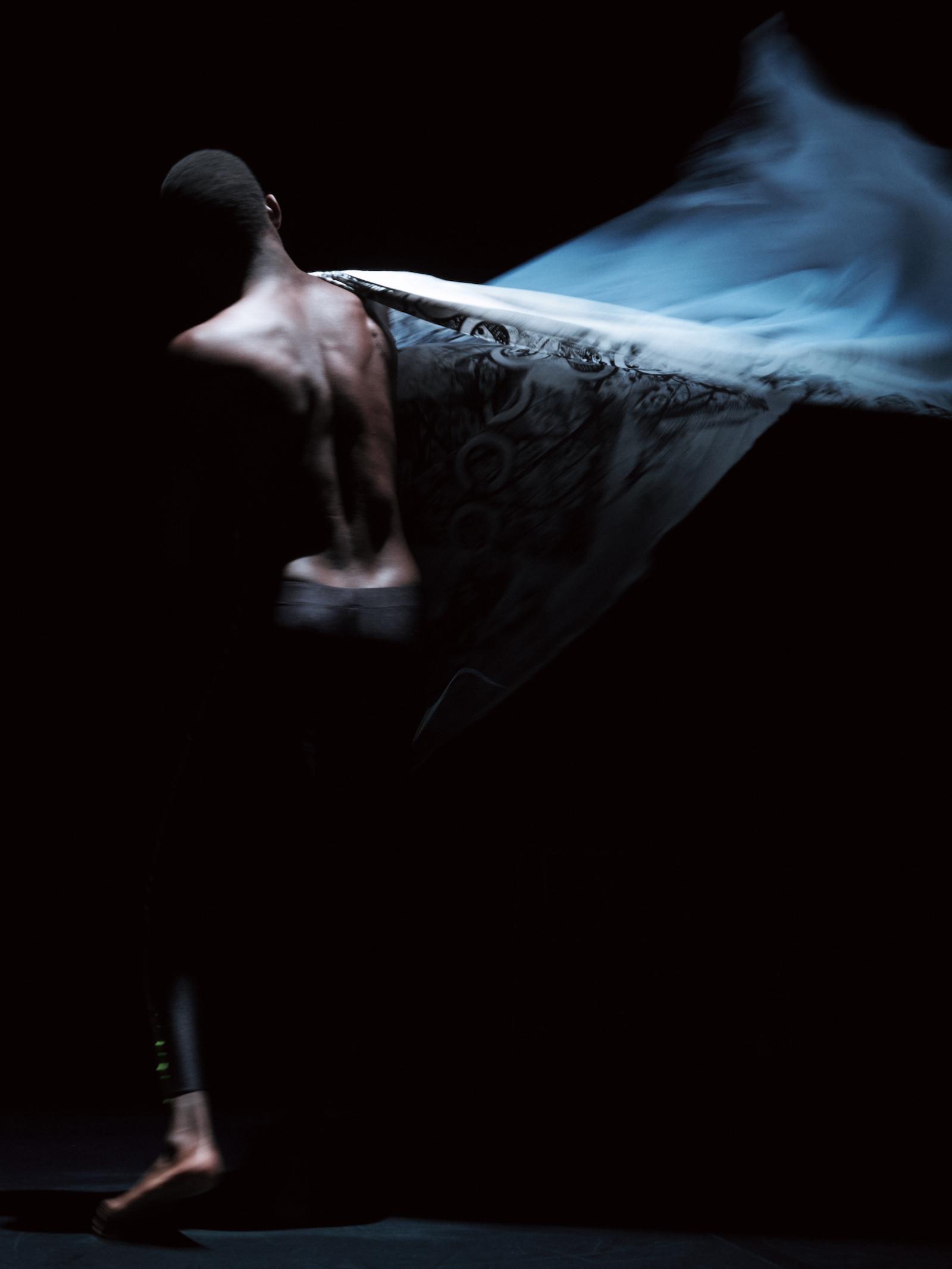 Smail Kanoute 5 © Smail Kanouté/ Cie Vivons. “Les Actes du Désert”