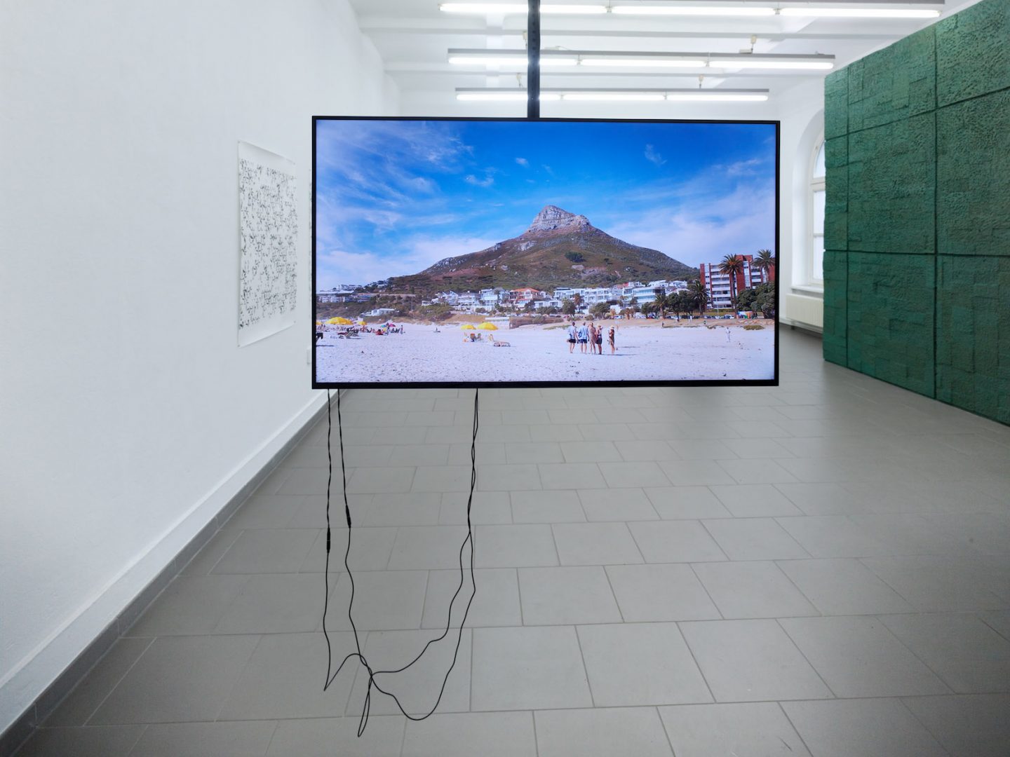 HYDRA Goldrausch 2019 — Künstlerinnenprojekt Berlin 3 Marlene Denningmann, DRESSCODE UNIFORM, 2019
Foto: Erik Tschnernow