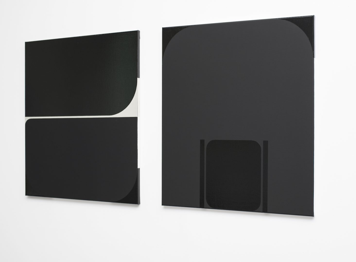 Irina Ojovan 4 Irina Ojovan, Sarmizegetusa N 50, 2018, oil and lacquer on canvas, 82x71 cm_Sarmizegetusa N 61” 2019, oil and lacquer on canvas, 82x71 cm