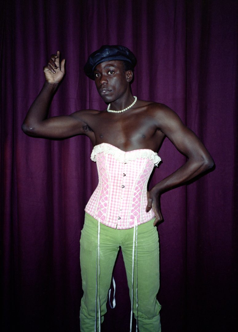 CURATED BY GIRLS 7 CURATED BY GIRLS 4