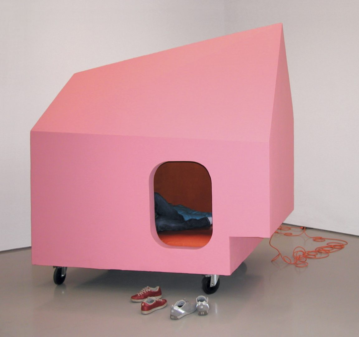 JEANNE SUSPLUGAS 16 Jeanne Susplugas, Pink house, 2002, mixed media. © Jeanne Susplugas