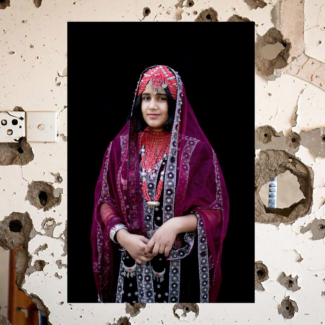 ALINE DESCHAMPS 26 ALINE DESCHAMPS 22