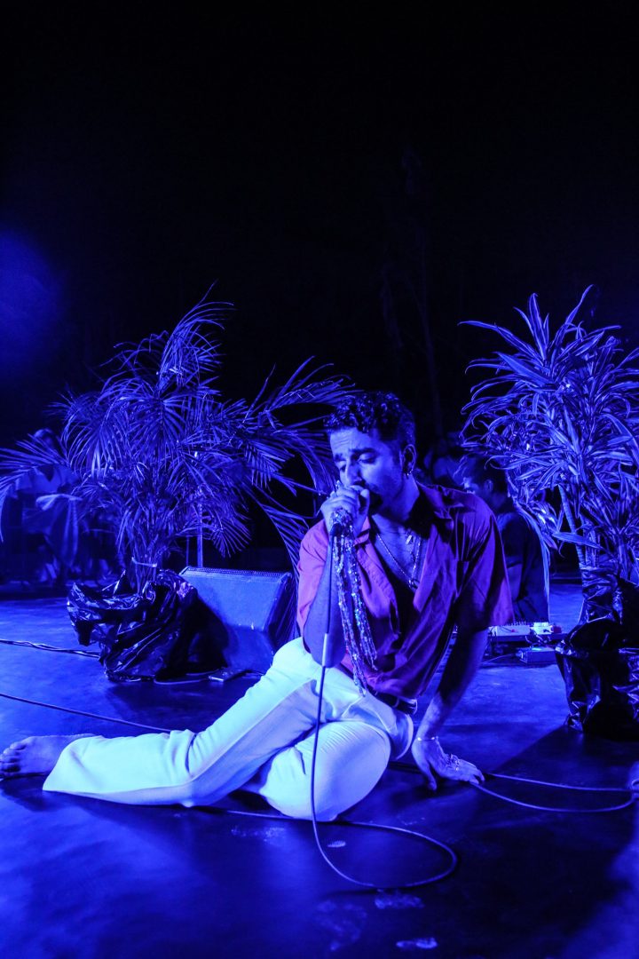 SLEEPING WITH A TIGER 23 SLEEPING WITH A TIGER 20