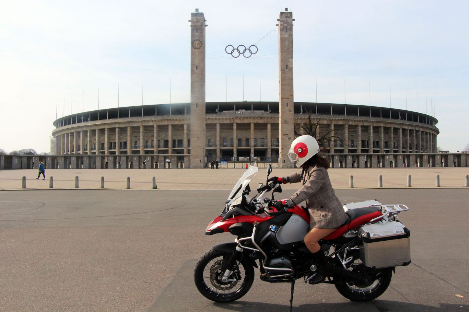 SHARON PAZ & ELIANNA RENNER 6