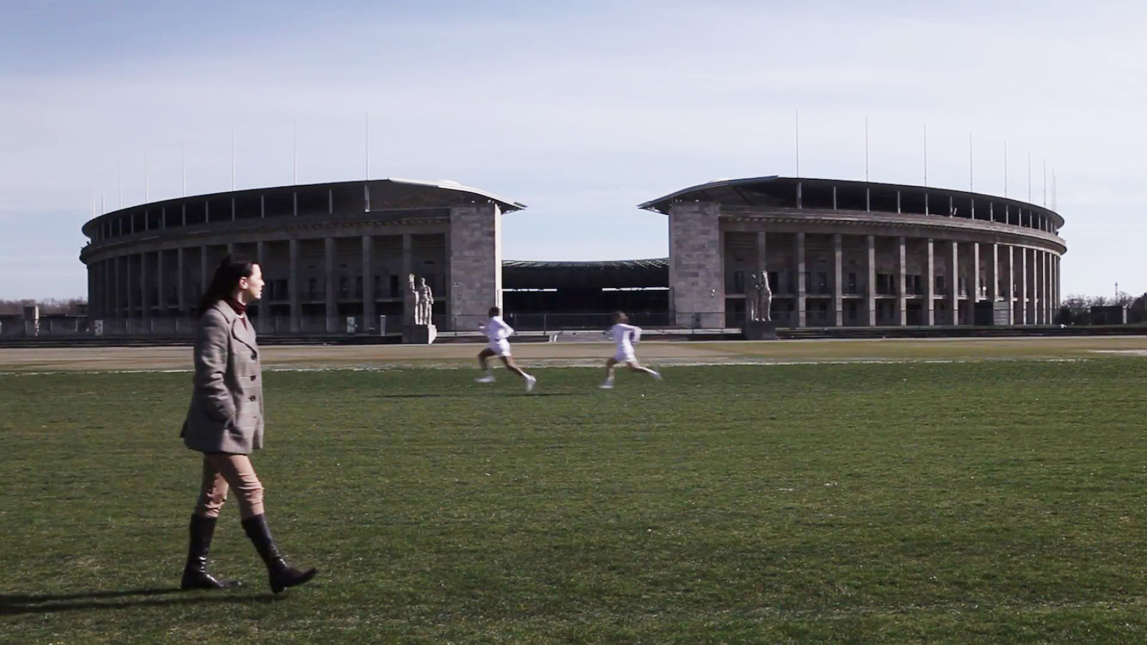 SHARON PAZ & ELIANNA RENNER 3