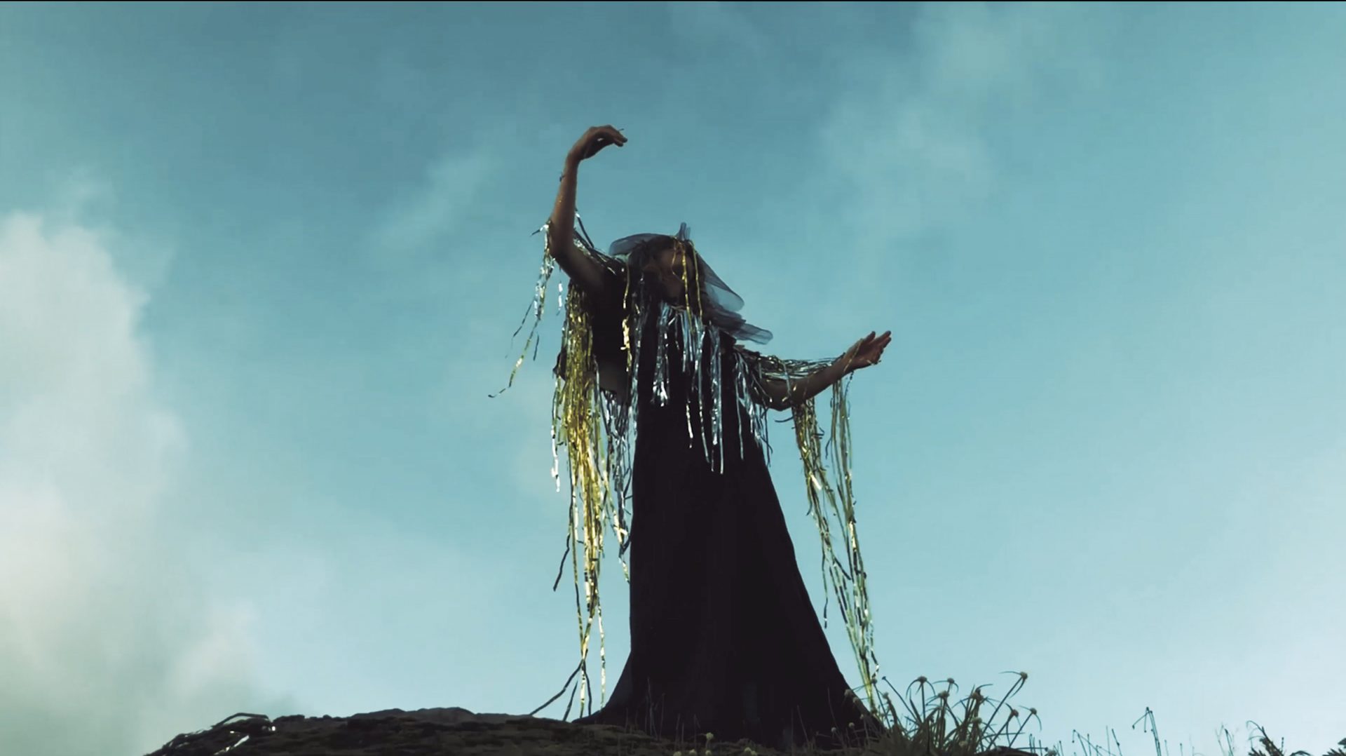 LEMAT 8 HANNA ON ROCK, STILL FROM VIDEO