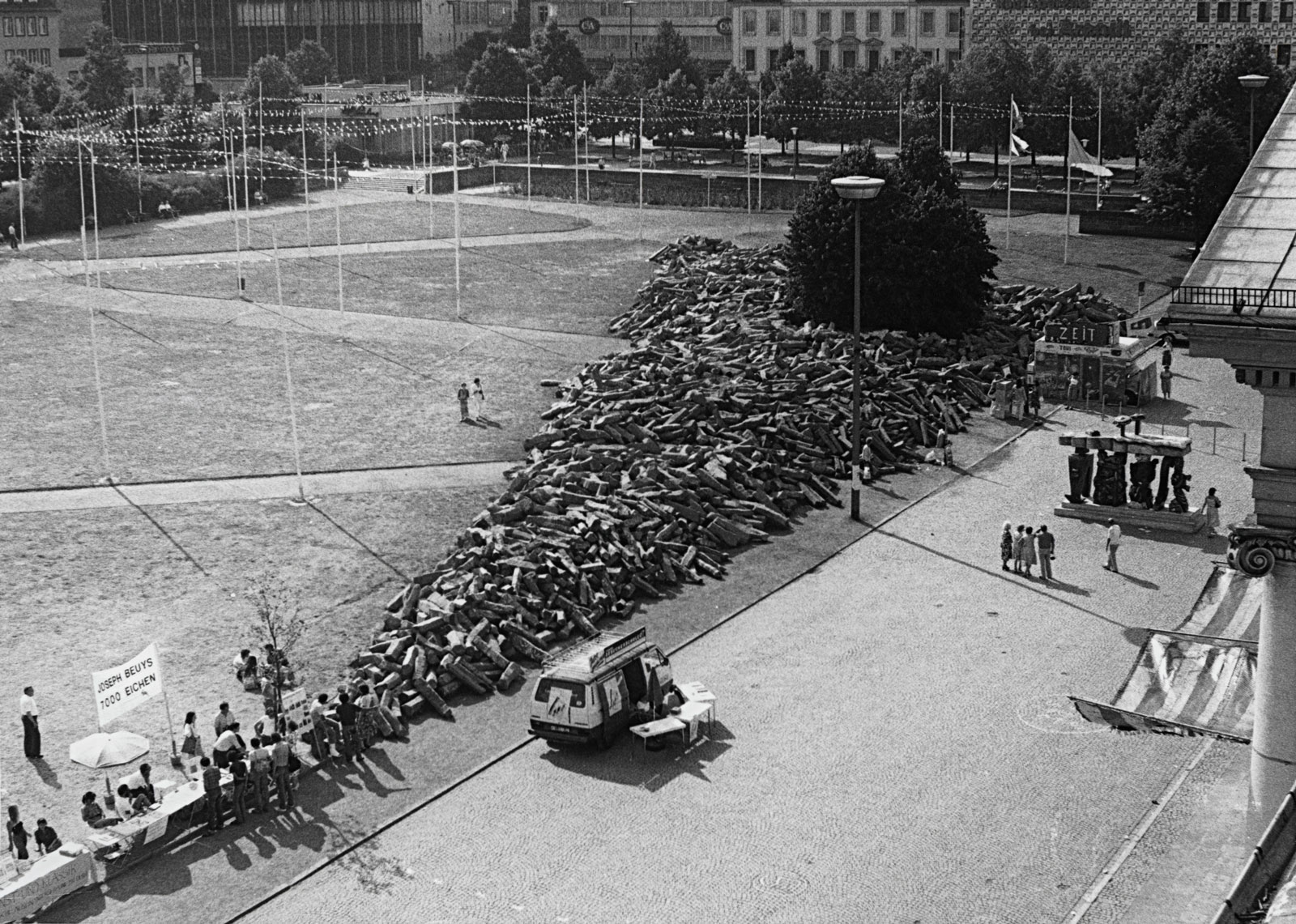 QUELQUES RÉFLEXIONS SUR BEUYS 1