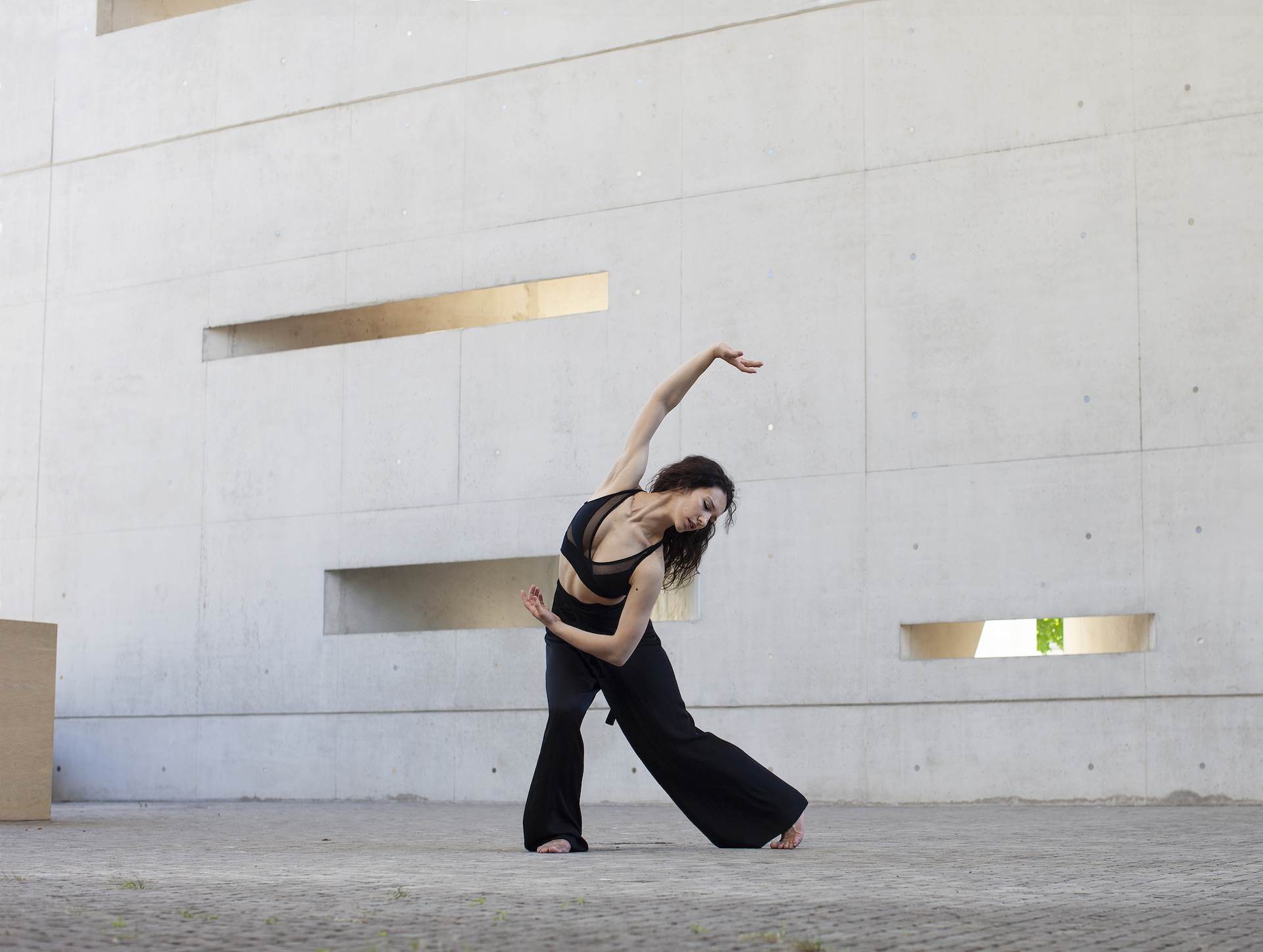 Eglantina, (2021), The dancer Eglantina Turku performing for the camera GØNEJA ✷ 9